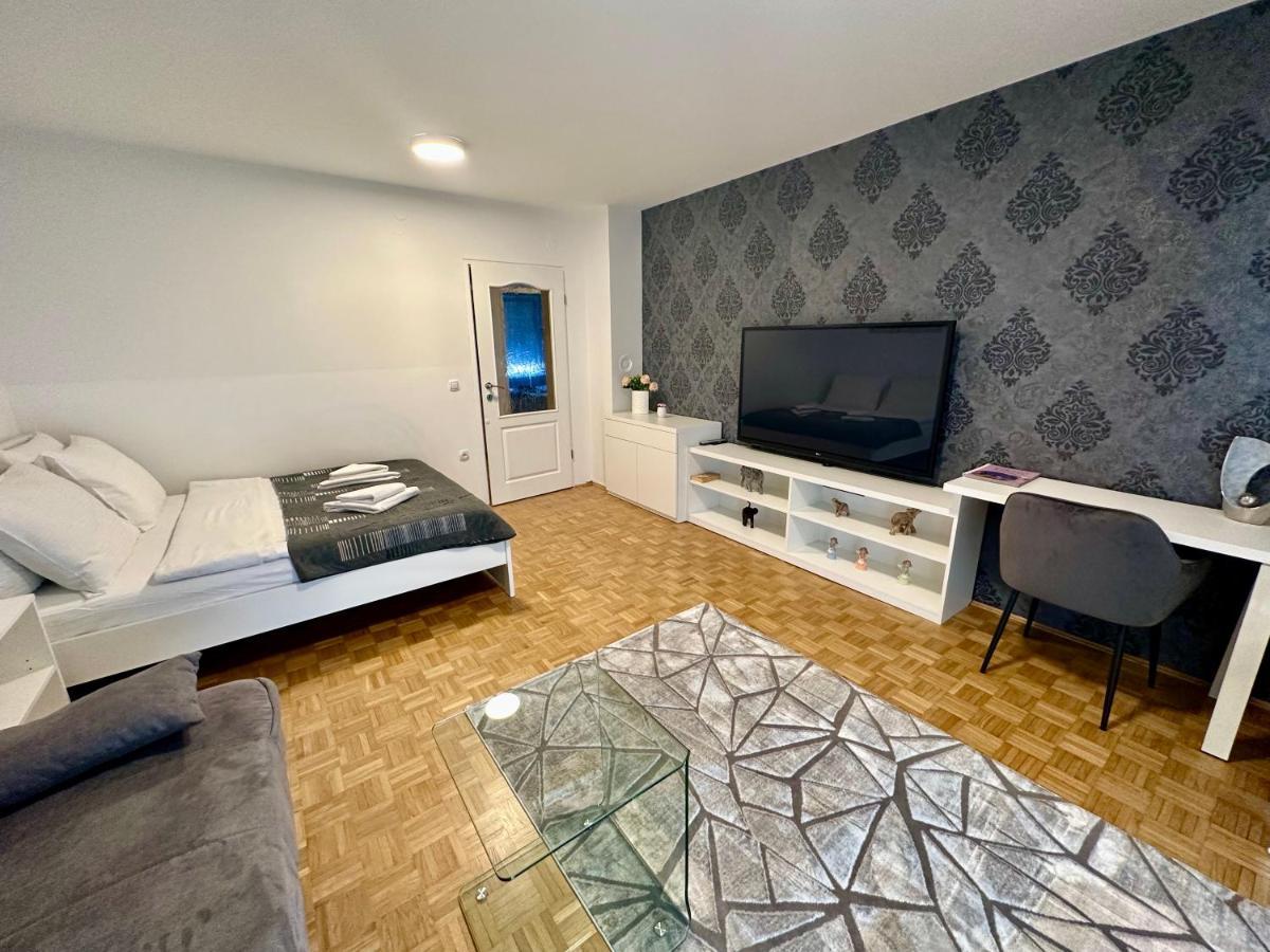 Clara Ljubljana Apartment מראה חיצוני תמונה